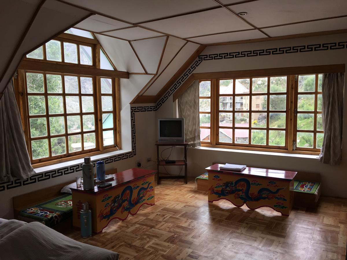 Bed and Breakfast Gemoor Khar- Manor House Jispa Екстер'єр фото
