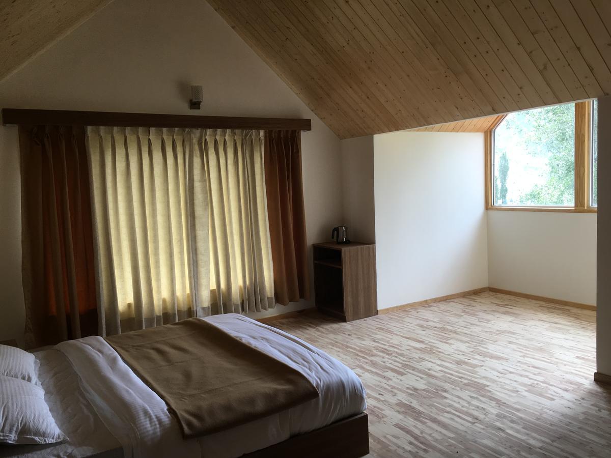 Bed and Breakfast Gemoor Khar- Manor House Jispa Екстер'єр фото