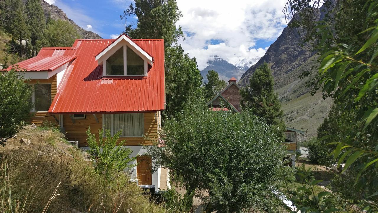Bed and Breakfast Gemoor Khar- Manor House Jispa Екстер'єр фото